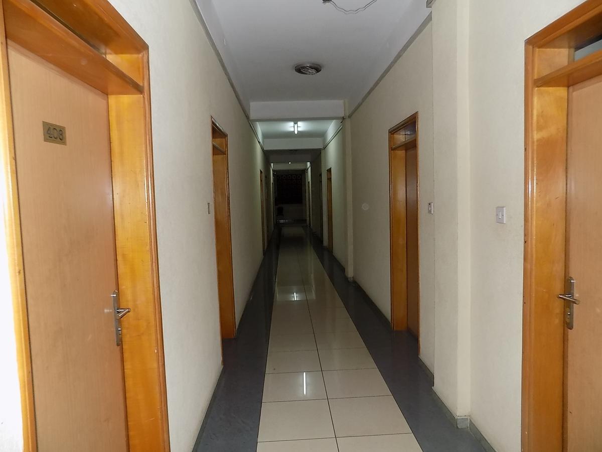 Aponye Hotel 坎帕拉 外观 照片